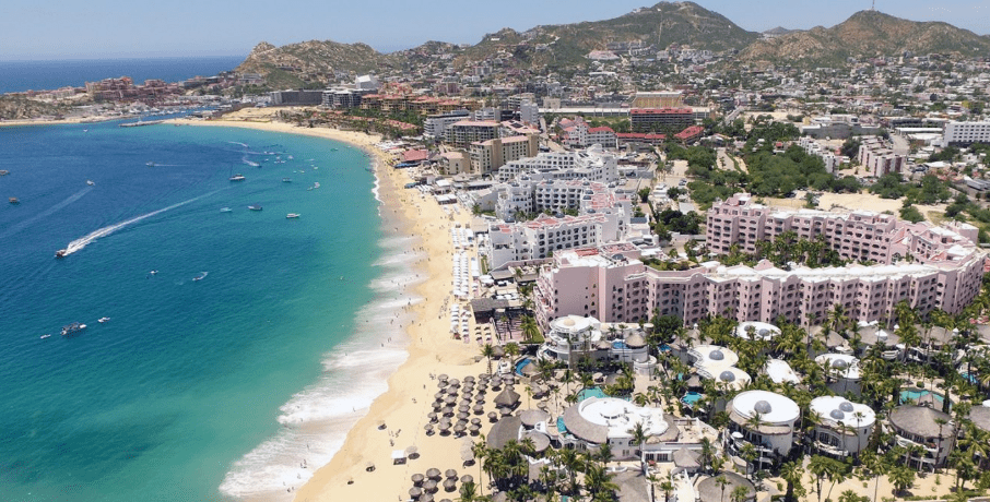 Ciudades costeras en México que están ganando valor inmobiliario: Mazatlán, Puerto Escondido, Cancún y más. 6 2025 10 16 17h02 56