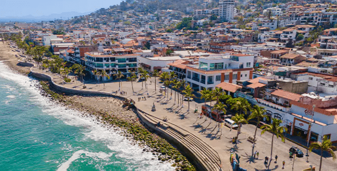 Ciudades costeras en México que están ganando valor inmobiliario: Mazatlán, Puerto Escondido, Cancún y más. 7 2025 10 16 17h03 48